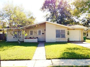 705 Fern Ln, Victoria, TX 77904