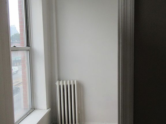 3rd image of 75 4th Ave #3