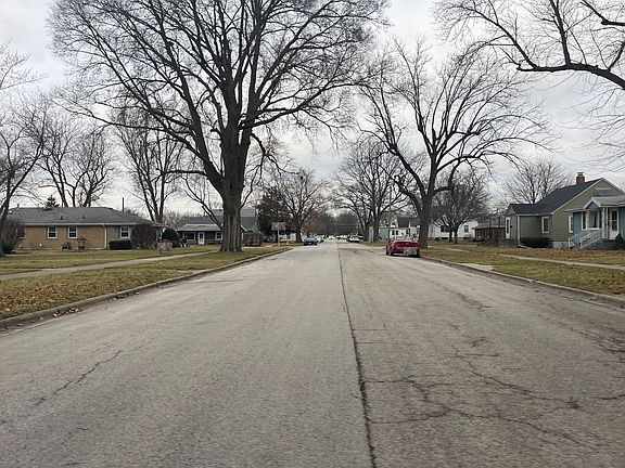 5th image of 235 N Blaine Ave