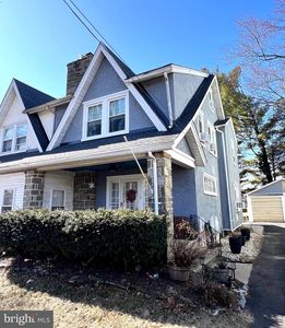 626 Country Club Ln, Havertown, PA, 19083