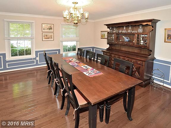 5th image of 6483 Gristmill Square Ln