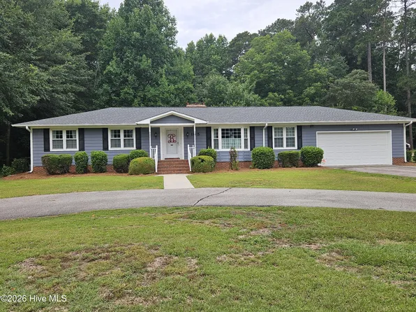 105 Forest Drive, Clinton, NC 28328