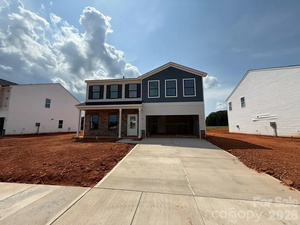 4021 Juno Dr, Charlotte, NC 28215