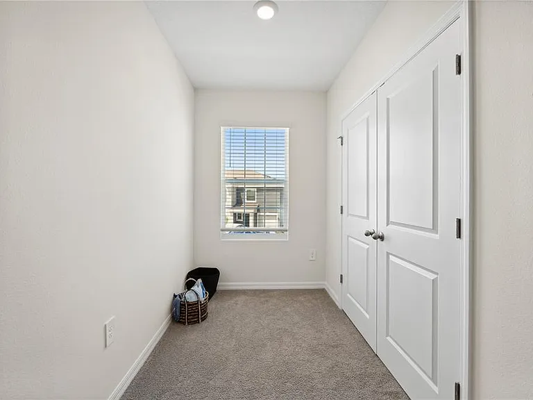 8924 Milestone Dr — Photo 16