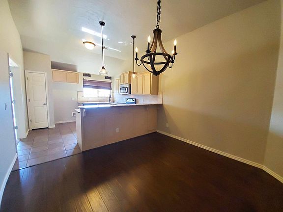 5th image of 2370 Melody Dr