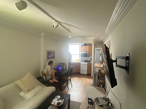 2nd image of 444 W 58th St APT 2E