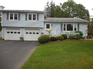 28 Benedict St, Perry, NY 14530