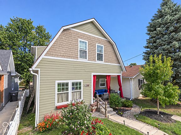 2nd image of 722 Terrace Ave