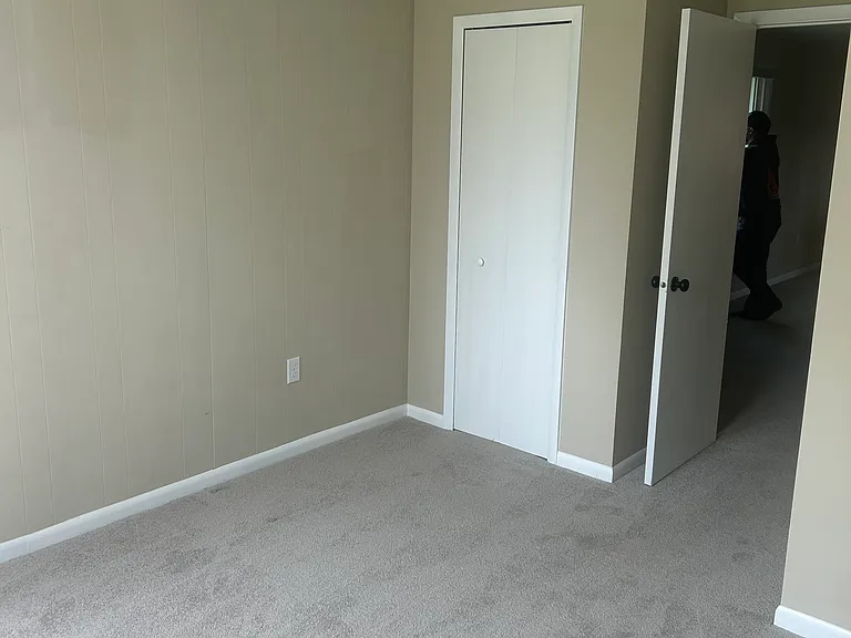 9631 Main St — Photo 6