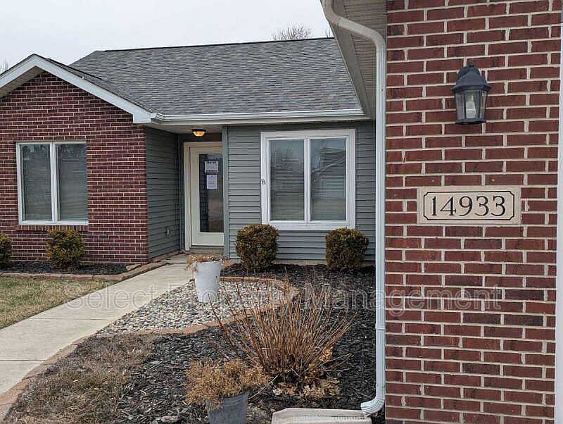 1st image of 14933 Towne Gardens Dr