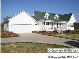 34 Helen Dr, Hartselle, AL 35640