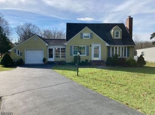 581 Foothill Rd, Bridgewater, NJ 08807