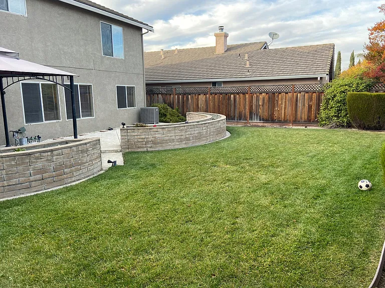 9230 Loganberry Dr — Photo 11