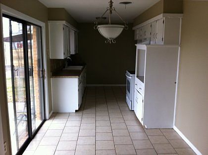 3rd image of 4440 NW Baltimore Ave