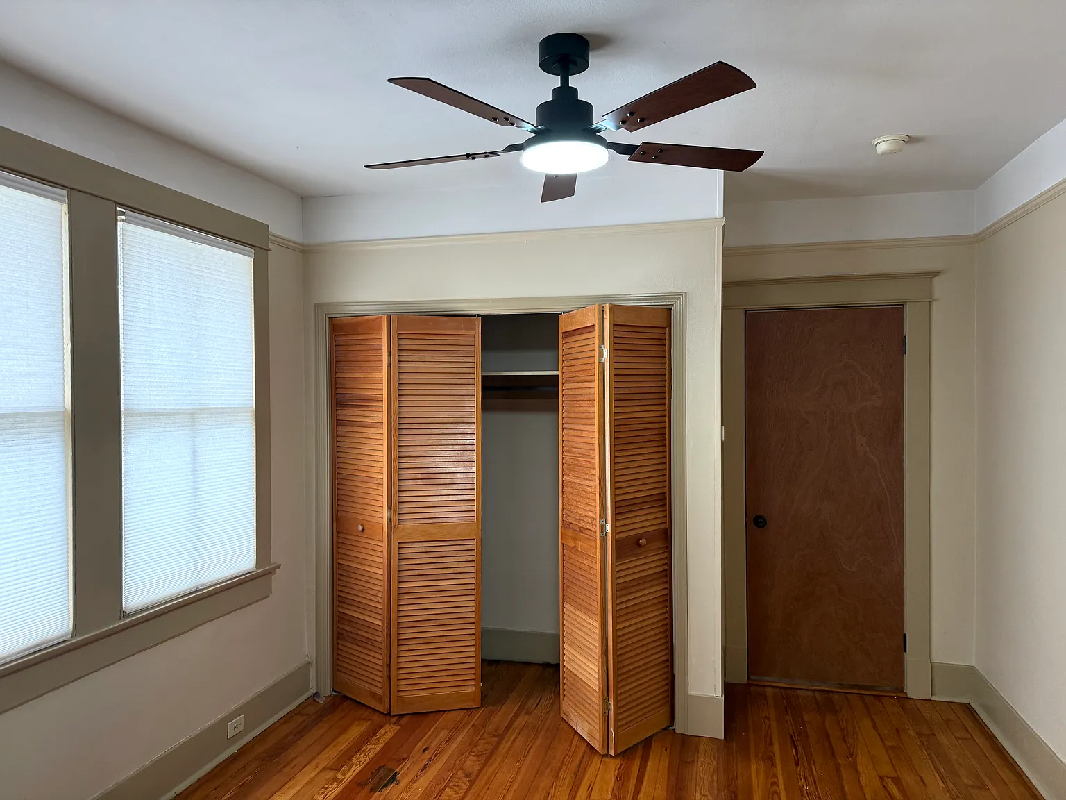 2 bed, 850 sqft, $1,650 — Photo 2