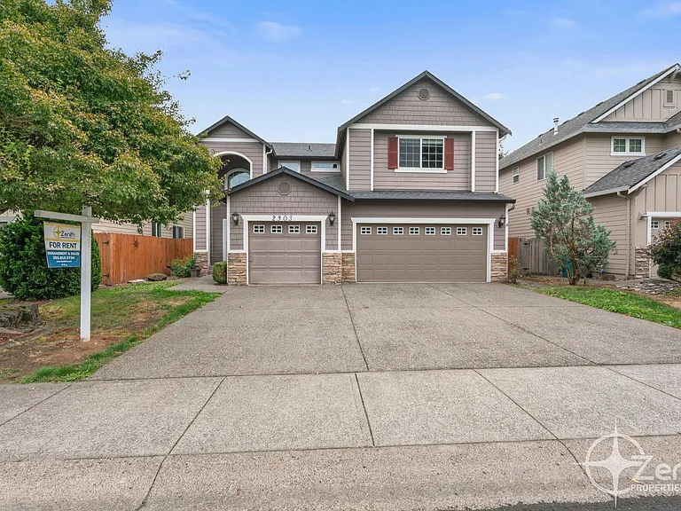 2903 NE 184th Ave — Photo 2