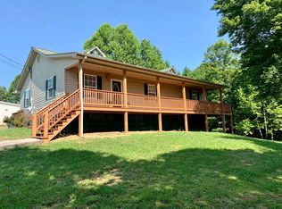 80 Possum Trl, Whitley City, KY 42653