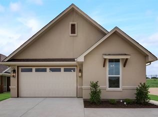 109 Easy St, Glen Rose, TX 76043