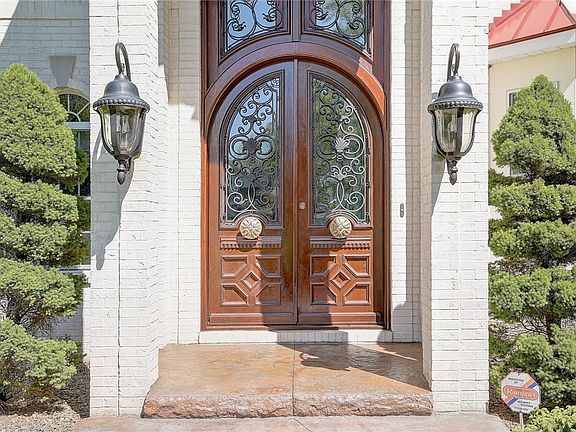 1005 Manor Valley Ct Export PA 15632 Zillow