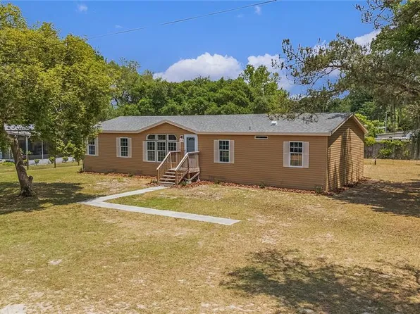 34208 Pershing Ave, Leesburg, FL 34788