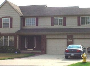 52226 Palm Ct, Chesterfield, MI 48047