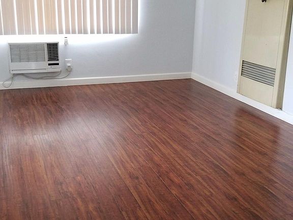 2nd image of 1430 Dixon St #6