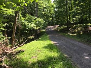 Silvercreek Ln, Berkeley Springs, WV 25411