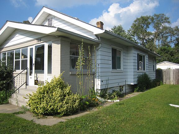 Clean & Move-In Ready