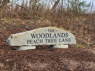 6 Peachtree Ln, Waterville, ME 04901