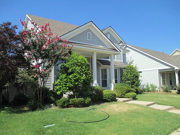 2nd image of 10210 Lakeview Dr