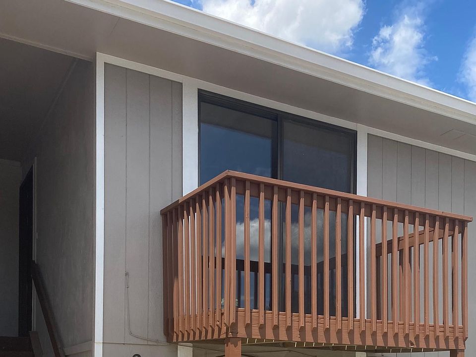 Upstairs unit with balcony!