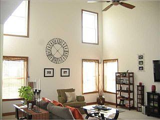 4th image of 4386 Trailane Dr