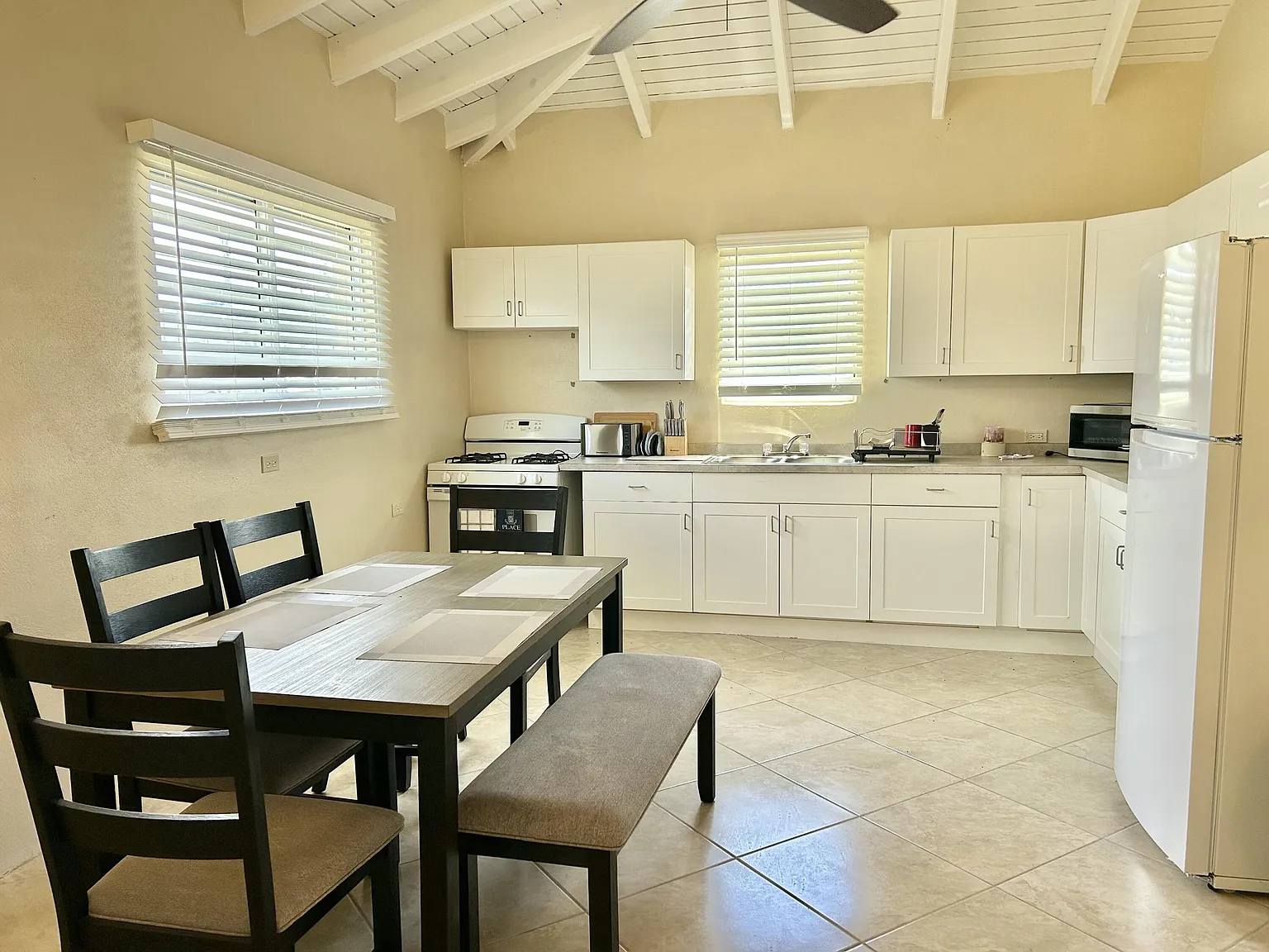 2 bed, $2,100 — Photo 4