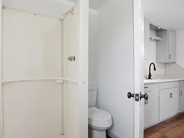 2228 SW Grand Blvd #B — Photo 13