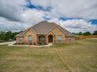 116 Briar Meadows Cir, Azle, TX 76020