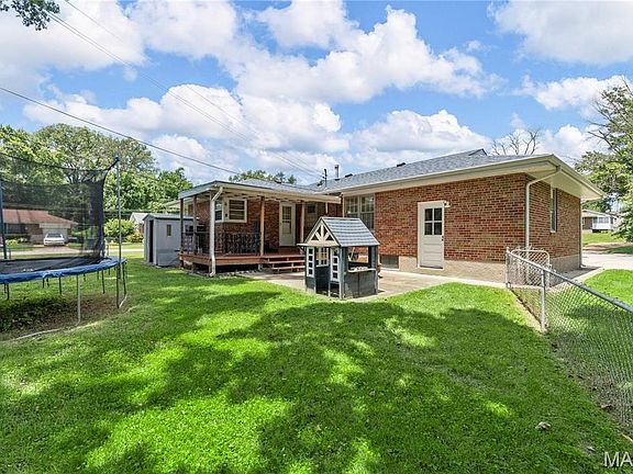 2nd image of 9639 Cutler Dr