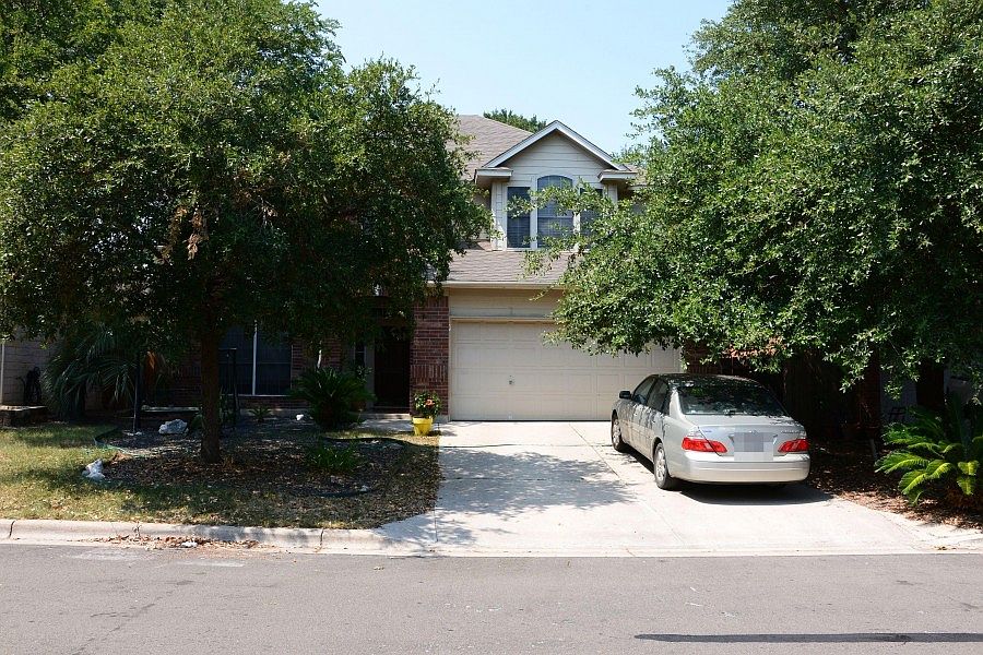 1st image of 4604 Hibiscus Valley Dr