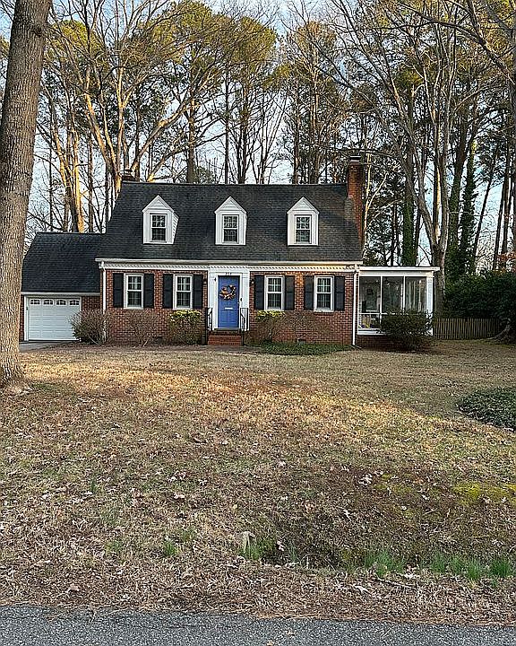 1st image of 208 Mistletoe Dr