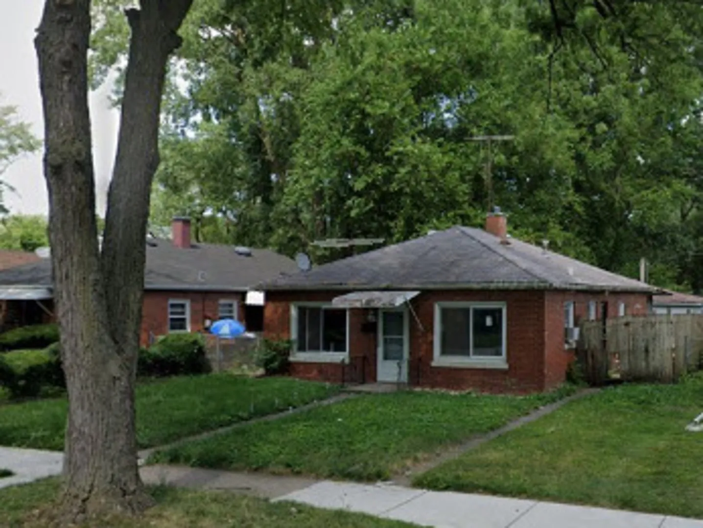 14819 Oak St photo 1