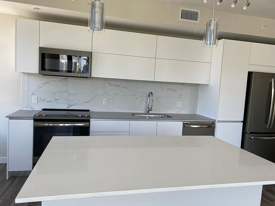 1st image of 501 N Andrews Ave #1A