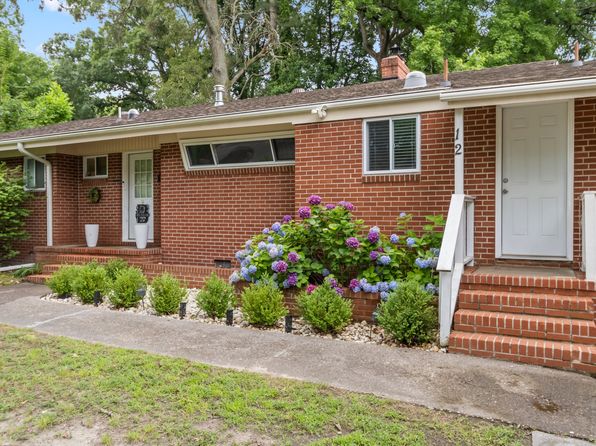 12 Paddock Dr