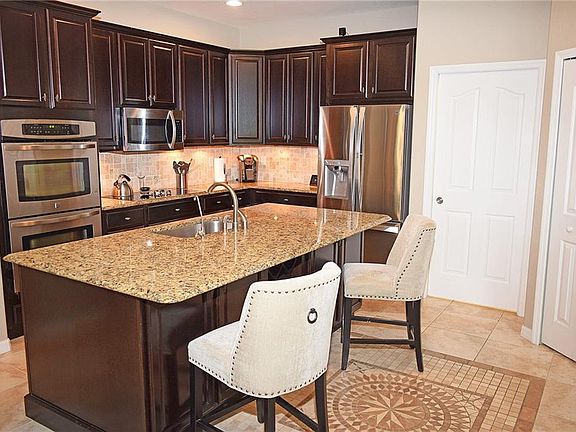 5th image of 1504 Heath Ln