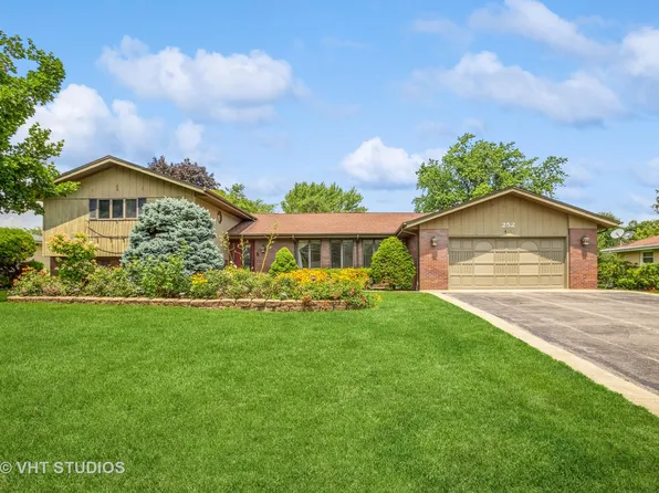 22W252 W Broker Rd, Medinah, IL 60157