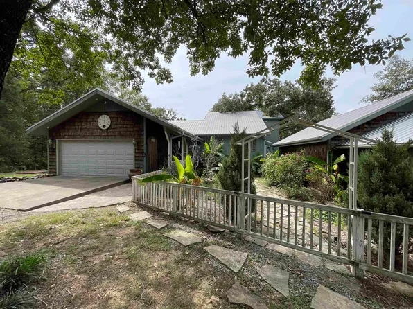 210 Highland Rd, Tumbling Shoals, AR 72581
