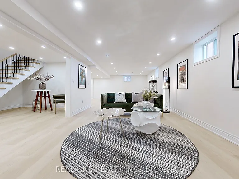 99 Aitken Cir — Photo 40