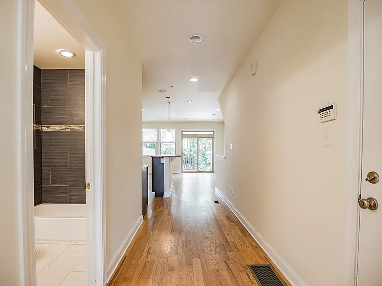 1619 Ogden St — Photo 17