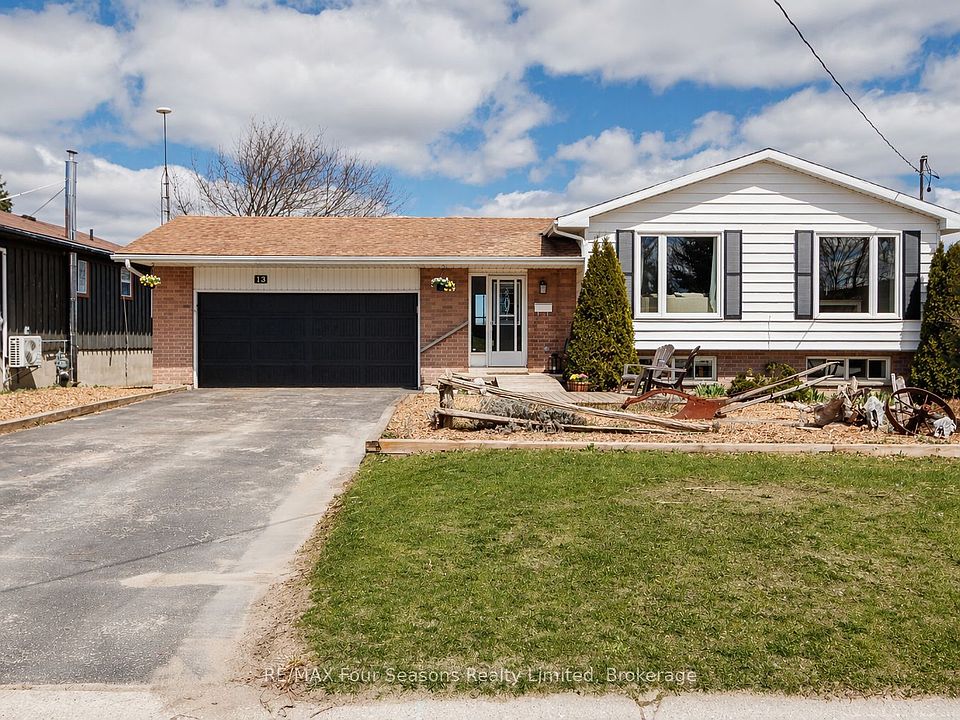 1st image of 13 Clugston Dr
