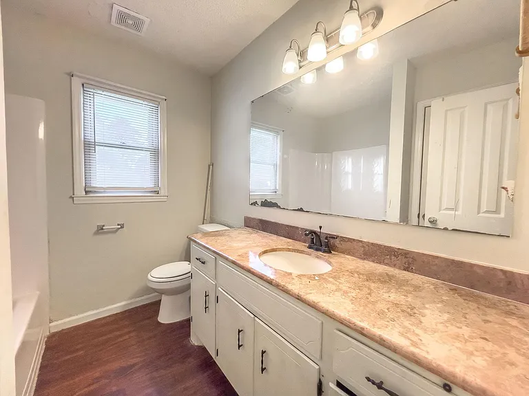 215 Ruffin Rd — Photo 11