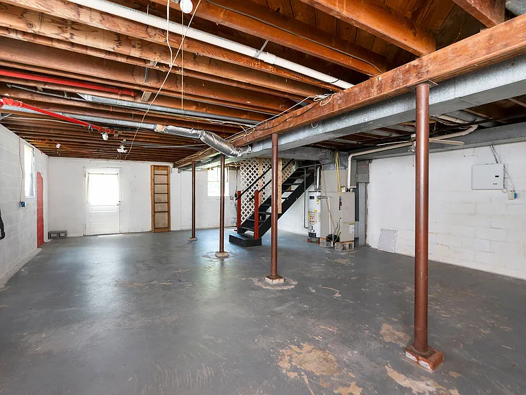 1331 Keesling Ave — Photo 17