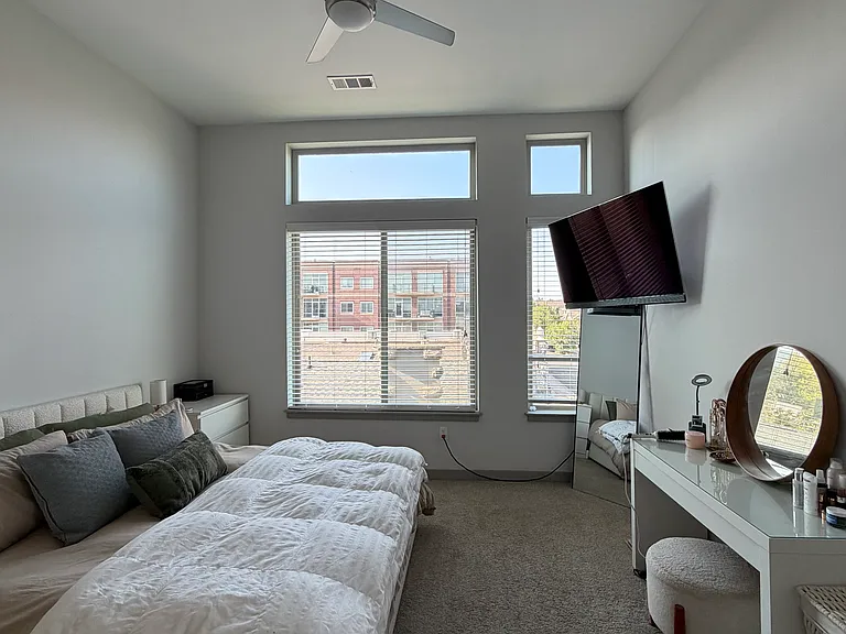 2811 N Vallejo St #301 — Photo 11